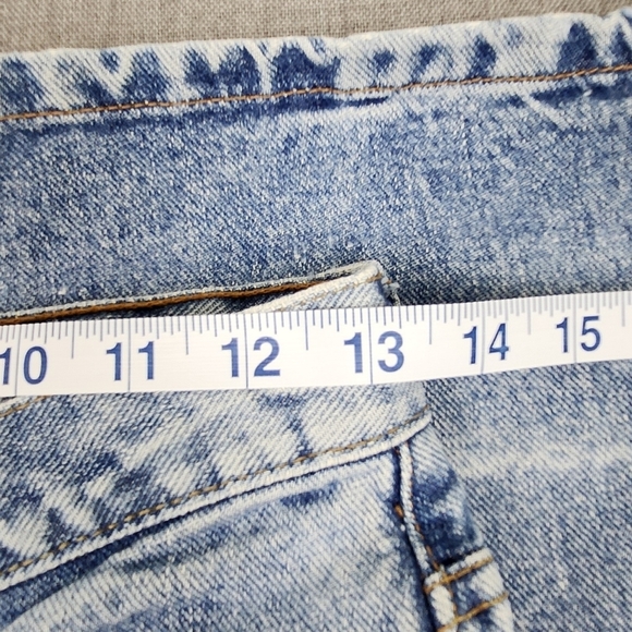 L.E.I 100% Cotton Light Wash Flare Jeans. - Picture 7 of 12